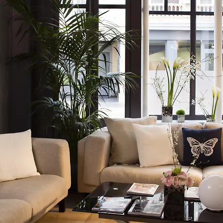 Le Petit Oberkampf Hotel & Spa-3